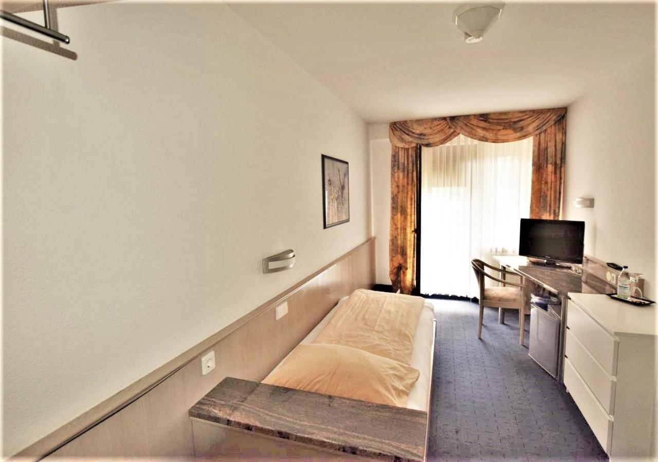 Hotel Alena - Kontaktlos Check-In Filderstadt Exterior photo