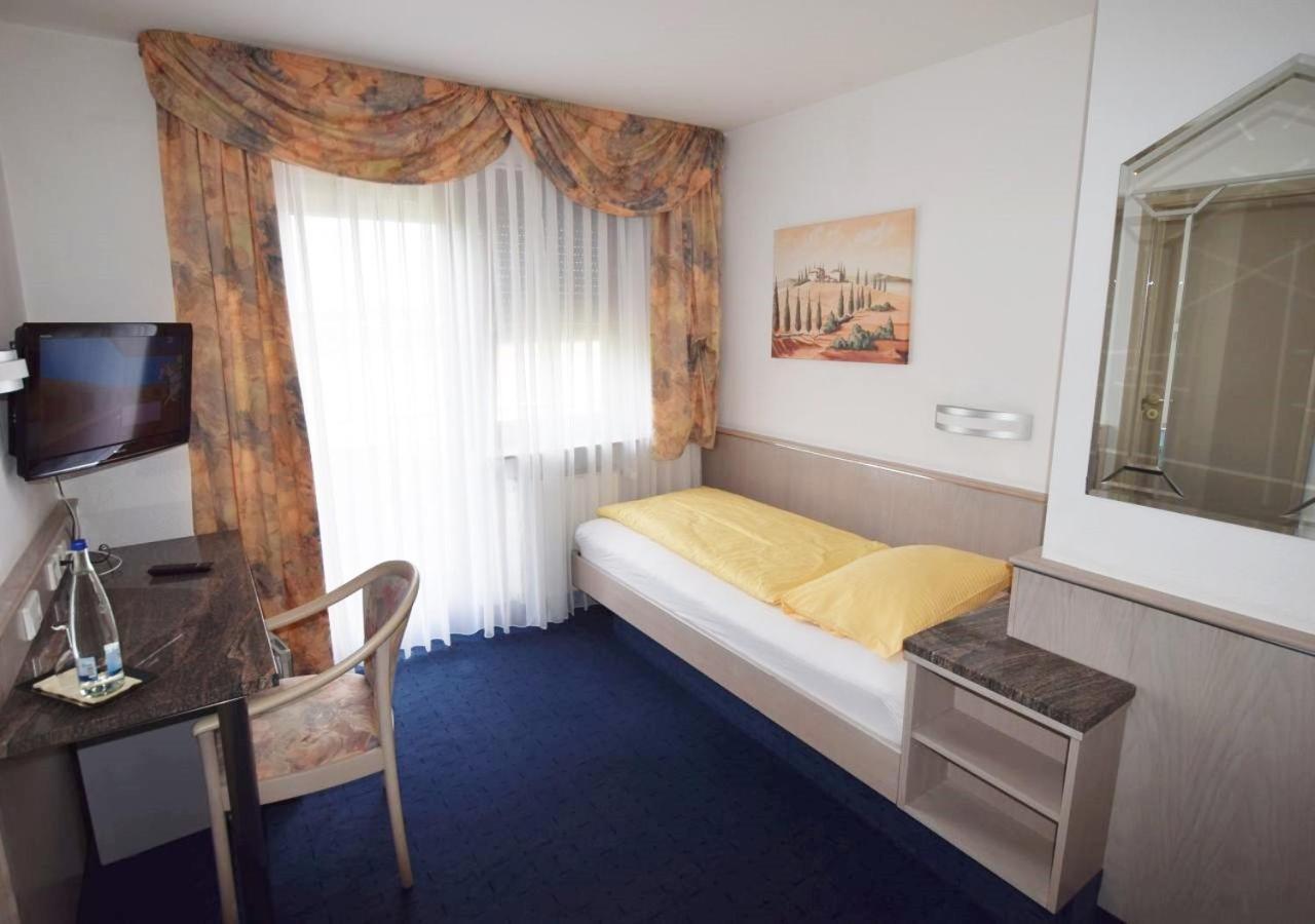 Hotel Alena - Kontaktlos Check-In Filderstadt Exterior photo