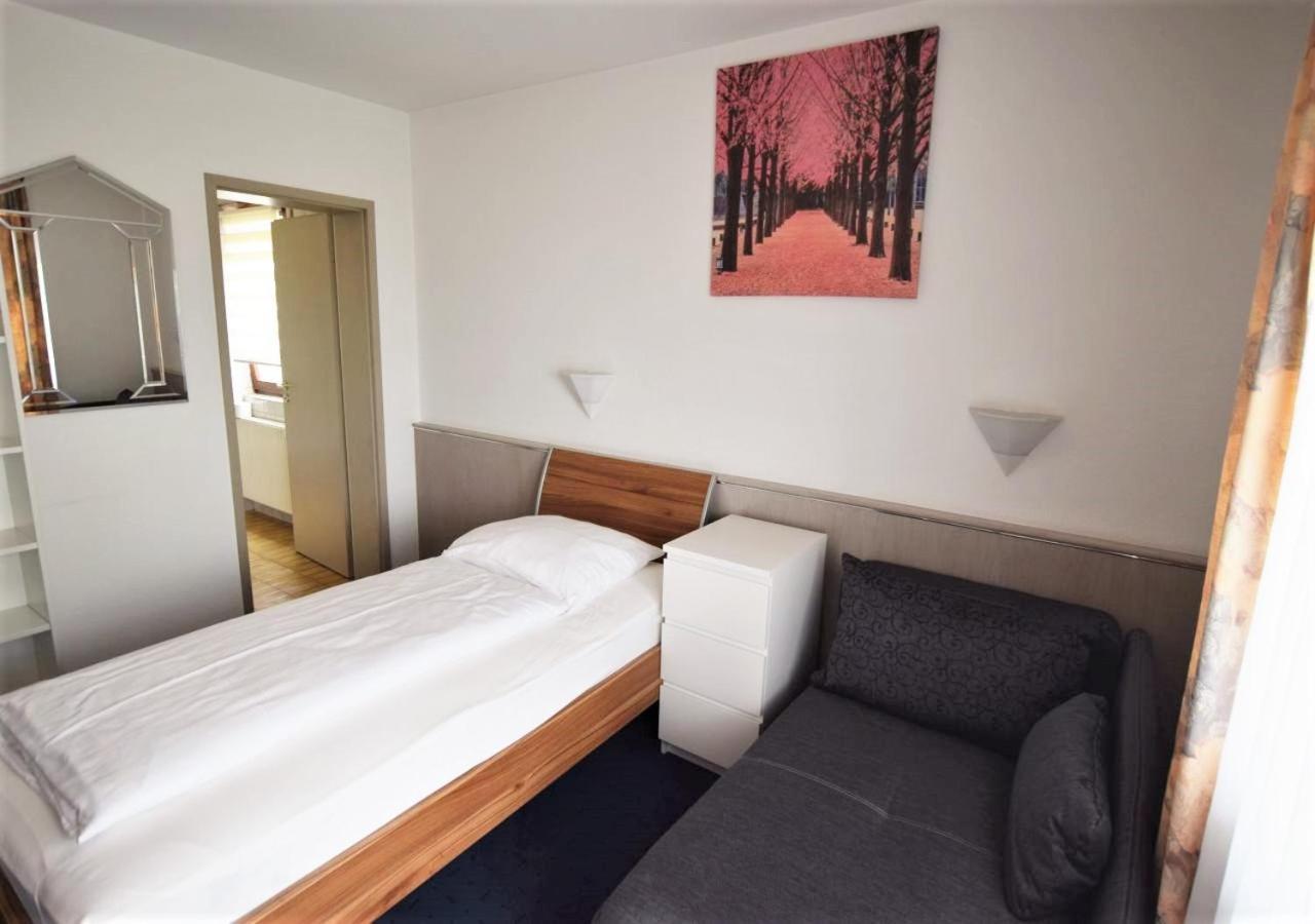 Hotel Alena - Kontaktlos Check-In Filderstadt Exterior photo